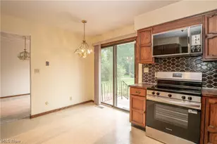 2421 Fairview Rd, Uniontown, OH 44685 - Photo 11