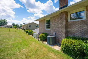 2421 Fairview Rd, Uniontown, OH 44685 - Photo 39
