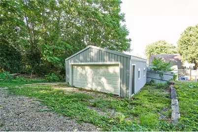 936 Green Avenue SW, Massillon, OH 44647 - Photo 11