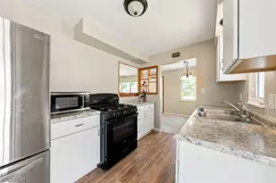 13819 Elsetta Ave, Loveland, OH 44135 - Photo 11