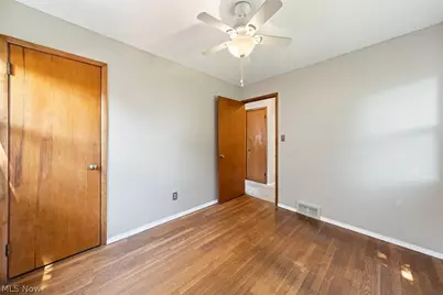 13819 Elsetta Avenue, Loveland, OH 44135 - Photo 21