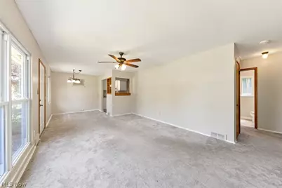 13819 Elsetta Avenue, Loveland, OH 44135 - Photo 5