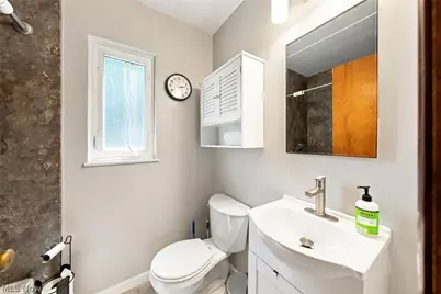 13819 Elsetta Avenue, Loveland, OH 44135 - Photo 17