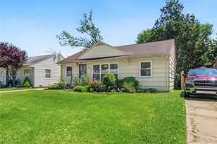 13819 Elsetta Ave, Loveland, OH 44135 - Photo 3