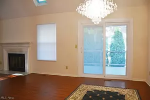5999 Halle Farm Dr, Willoughby, OH 44094 - Photo 5