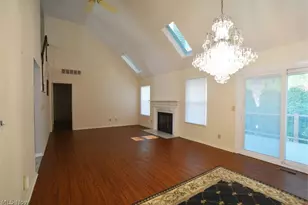 5999 Halle Farm Dr, Willoughby, OH 44094 - Photo 3