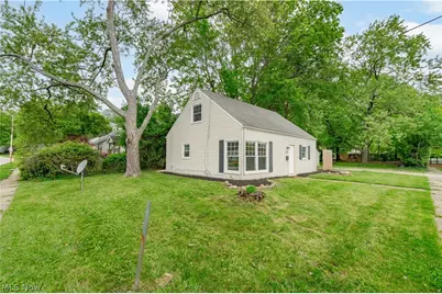 2100 Delmore Street, Cuyahoga Falls, OH 44221 - Photo 3