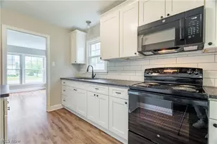 2100 Delmore St, Cuyahoga Falls, OH 44221 - Photo 13