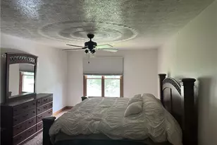 3874 April Dr, Uniontown, OH 44685 - Photo 19