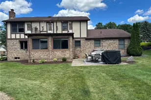 3874 April Dr, Uniontown, OH 44685 - Photo 3