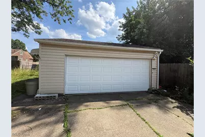 908 Clifford Avenue, Akron, OH 44306 - Photo 3