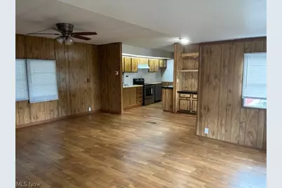 230 Windchaser Lane SE, New Philadelphia, OH 44663 - Photo 11