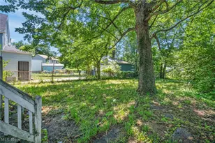9908 Bessemer Ave, Loveland, OH 44104 - Photo 7