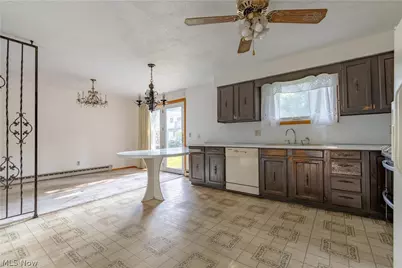 3726 Whitehouse Avenue NW, Canton, OH 44709 - Photo 15