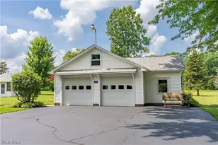 8463 Schubert Ave NE, Alliance, OH 44601 - Photo 3