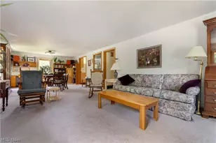 8463 Schubert Ave NE, Alliance, OH 44601 - Photo 13