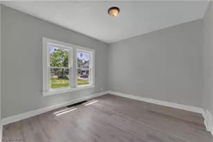399 Madison Ave, Akron, OH 44320 - Photo 17