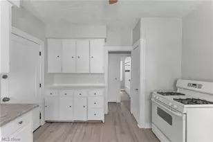 399 Madison Ave, Akron, OH 44320 - Photo 13