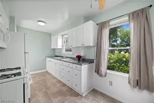 2583 E 38th St, Lorain, OH 44055 - Photo 11