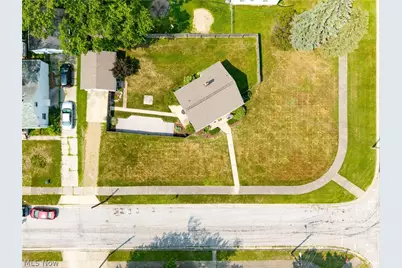 2583 E 38th Street, Lorain, OH 44055 - Photo 7