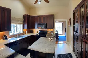 3731 Mercedes Pl, Canfield, OH 44406 - Photo 7