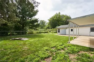 3261 Dewalt Dr, Akron, OH 44312 - Photo 17