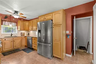 2353 Chestnut Blvd, Cuyahoga Falls, OH 44223 - Photo 15