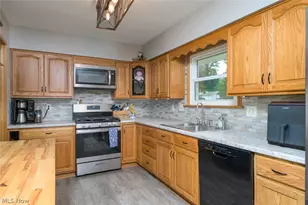 5085 E Rockwell Rd, Austintown, OH 44515 - Photo 17