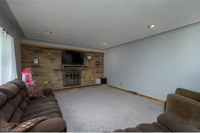 5085 E Rockwell Road, Austintown, OH 44515 - Photo 15