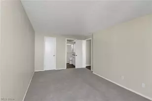 12900 Lake Ave, Oakwood, OH 44107 - Photo 27