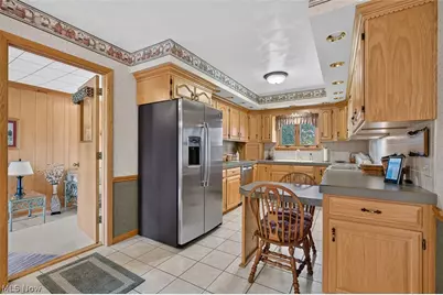 9015 Mapleton Street SE, East Canton, OH 44730 - Photo 13