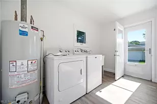 5635 Park St, Mentor on the Lake, OH 44060 - Photo 23
