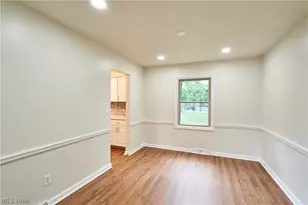 4368 Norona Dr, Cuyahoga Falls, OH 44224 - Photo 5
