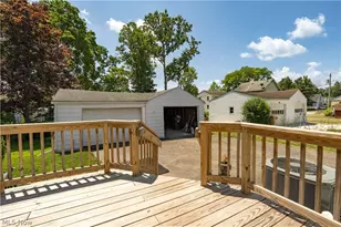 1042 Leighton Ave, Cuyahoga Falls, OH 44221 - Photo 7