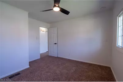 1042 Leighton Avenue, Cuyahoga Falls, OH 44221 - Photo 21