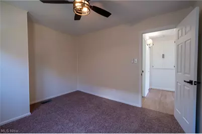 1042 Leighton Avenue, Cuyahoga Falls, OH 44221 - Photo 31