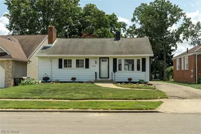 1042 Leighton Avenue, Cuyahoga Falls, OH 44221 - Photo 3