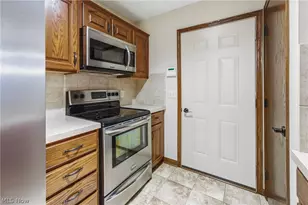 1860 Blackberry Ln, Orrville, OH 44667 - Photo 13