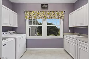 9288 Columbus Rd NE, Louisville, OH 44641 - Photo 5