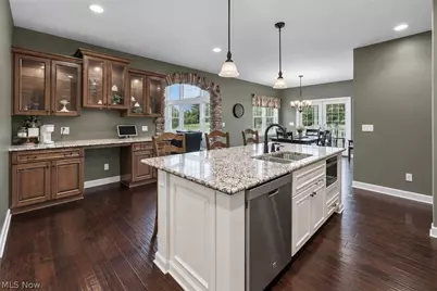 9288 Columbus Road NE, Louisville, OH 44641 - Photo 11