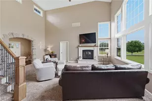 9288 Columbus Rd NE, Louisville, OH 44641 - Photo 7