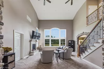 9288 Columbus Road NE, Louisville, OH 44641 - Photo 5
