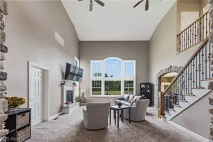 9288 Columbus Rd NE, Louisville, OH 44641 - Photo 5