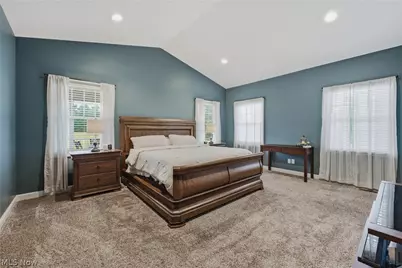 9288 Columbus Road NE, Louisville, OH 44641 - Photo 17