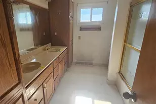 1576 Hammel St, Akron, OH 44306 - Photo 9