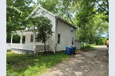 129 W Oak Street, Kent, OH 44240 - Photo 1