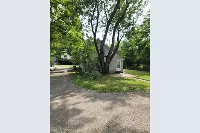 129 W Oak Street, Kent, OH 44240 - Photo 13