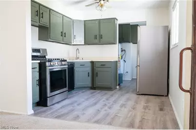 24320 Laing Road, Huber Heights, OH 44146 - Photo 7