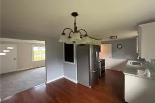 914 22nd St SW, Massillon, OH 44647 - Photo 3