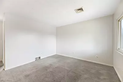 2045-2047 20th Street SW, Akron, OH 44314 - Photo 5